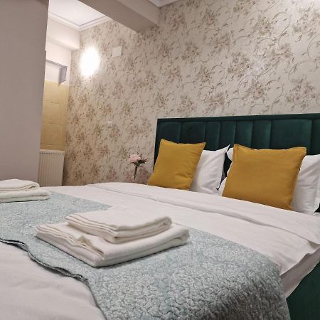 Laroka House Beautiful Apartment Universitate Center Бухарест Экстерьер фото